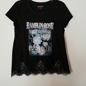 Black t-shirt